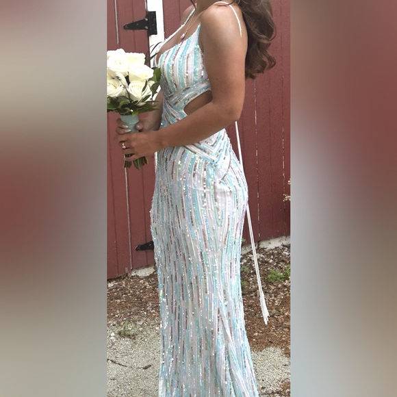 Rachel Allan like new , worn for 3 hours formal ,prom, size 6 , clean - Picture 2 of 7